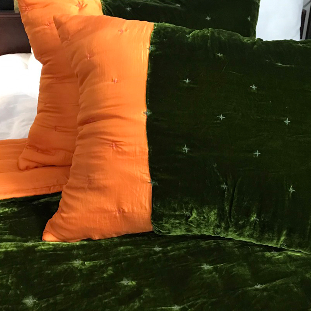 Chăn Nhung Lụa Chần Bông Điều Hòa Cao Cấp Dùng Bốn Mùa - Chăn Nhung Khâu Hoa Thị Màu Olive Drab I Silk Velvet Blanket.