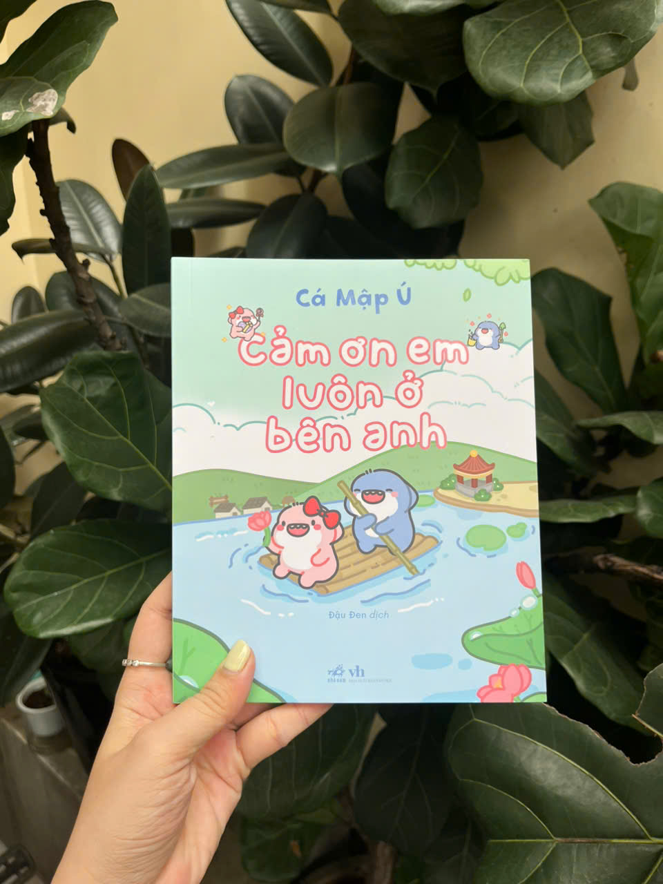Sách - Cảm ơn em luôn ở bên anh (Nhã Nam HCM)