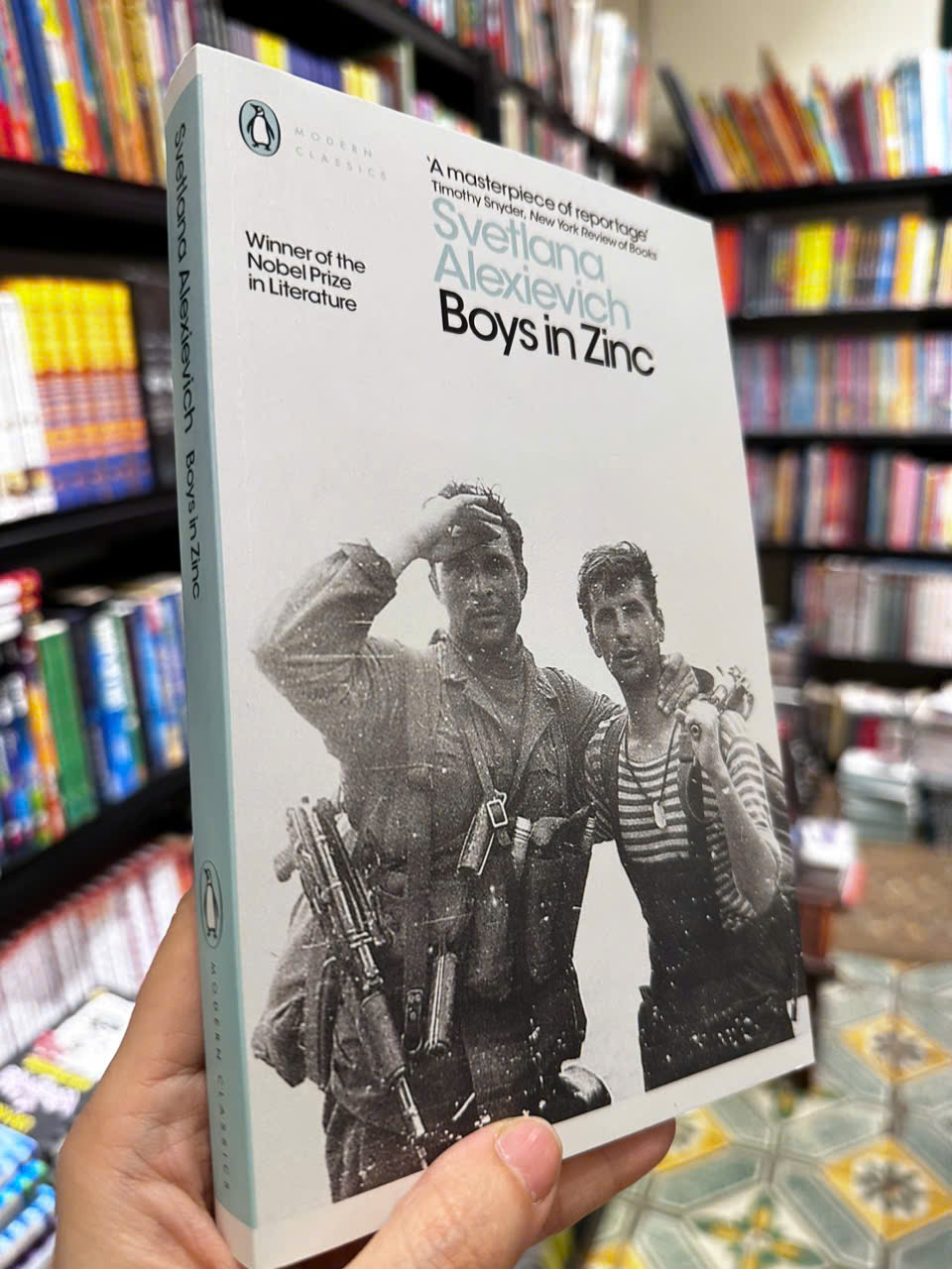 Sách - Boys in Zinc by Svetlana Alexievich - Nobel Prize - Penguin Modern Classics - Sách Ngoại Văn