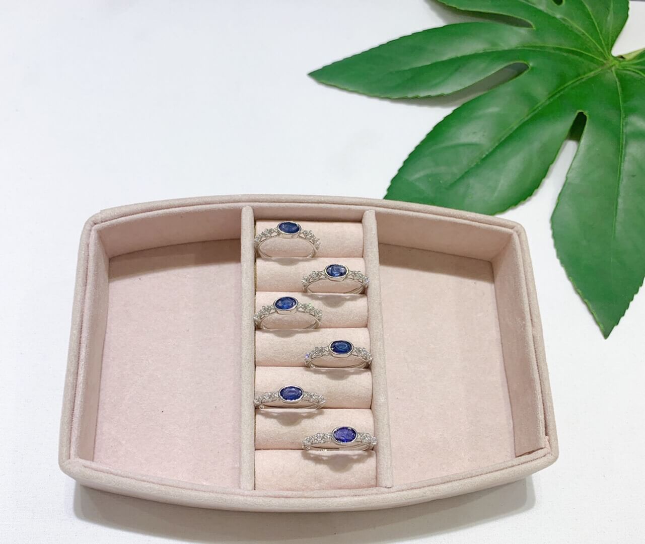 Nhẫn Đính Đá Sapphire thiên nhiên Free Size - MOON Jewelry