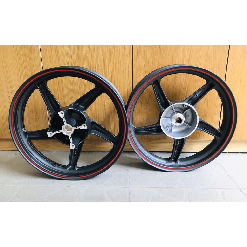 CẶP MÂM -VÀNH ĐÚC 5 CÂY CHO XE ITALIA GẮN SH125, SH150 VIỆT NAM