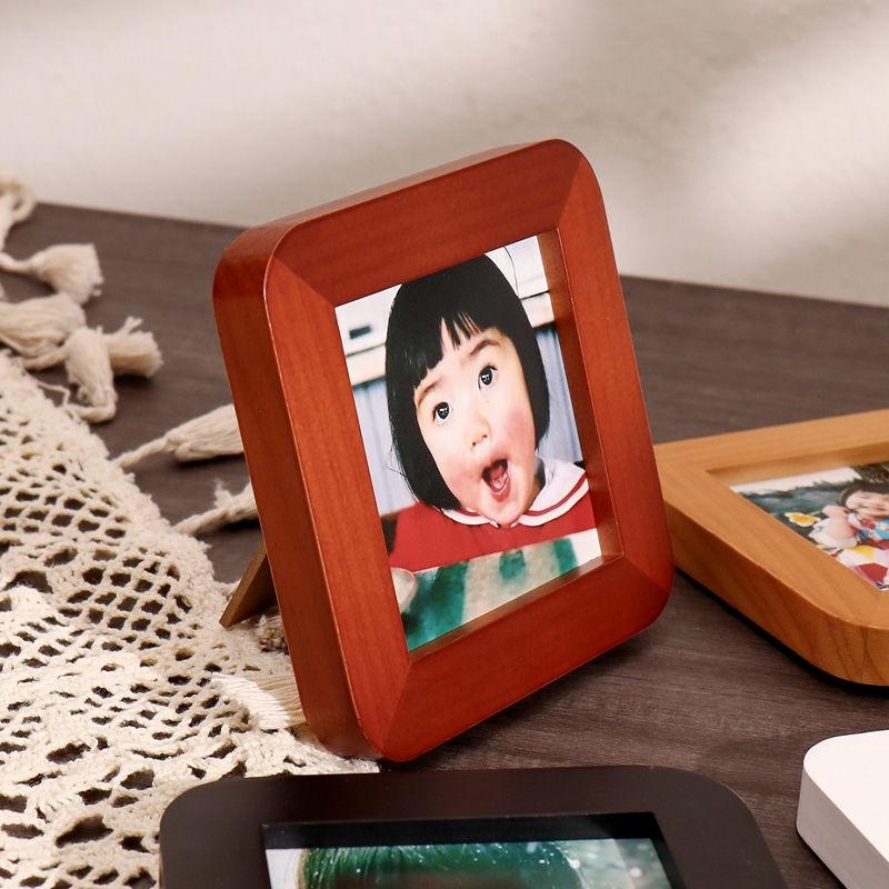 Khung Ảnh Hình Vuông Cỡ Nhỏ Để Bàn Trang Trí
