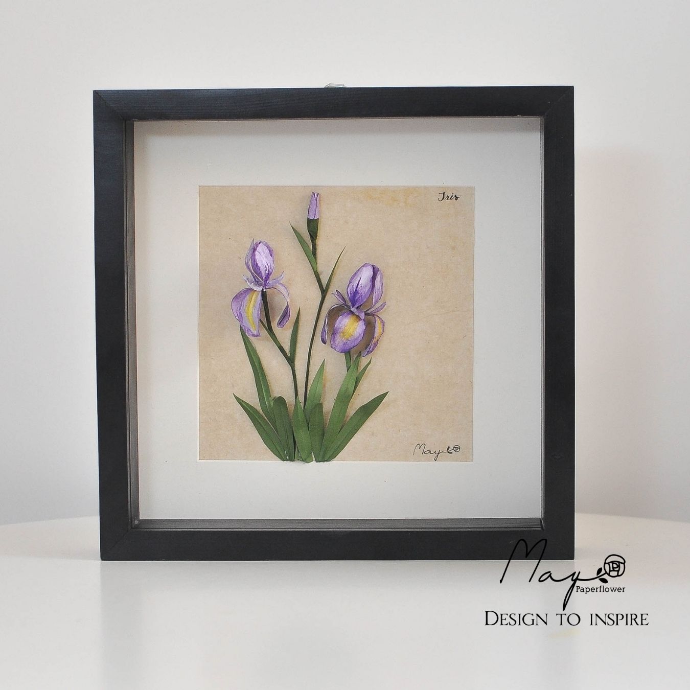 Tranh Hoa Giấy Handmade Trang Trí - Hoa Diên Vỹ Kết Hợp Giấy Dó MAYPAPERFLOWER Khung Tranh Gỗ Size 25x25cm