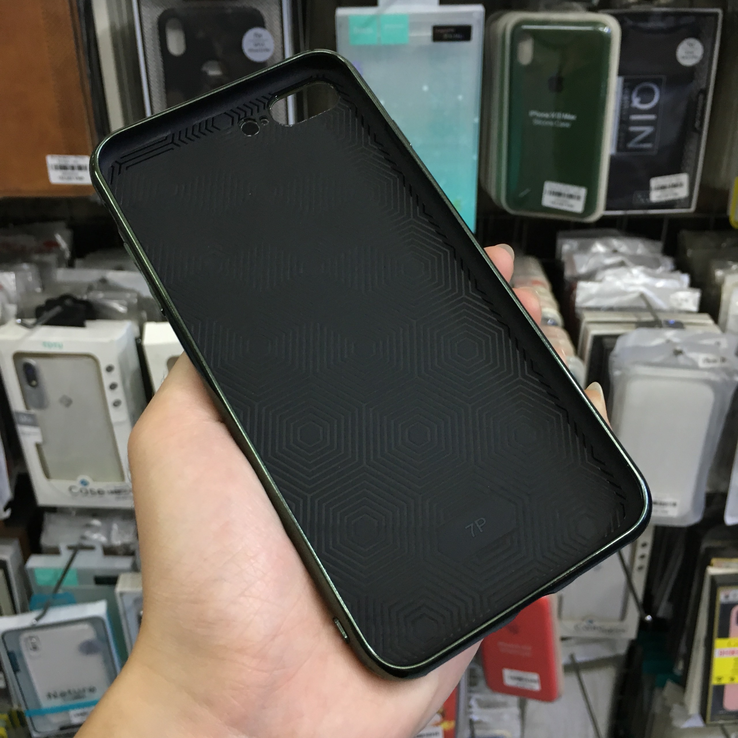 Ốp lưng chống sốc dành cho iPhone 8 lưng kính viền màu TPU dẻo