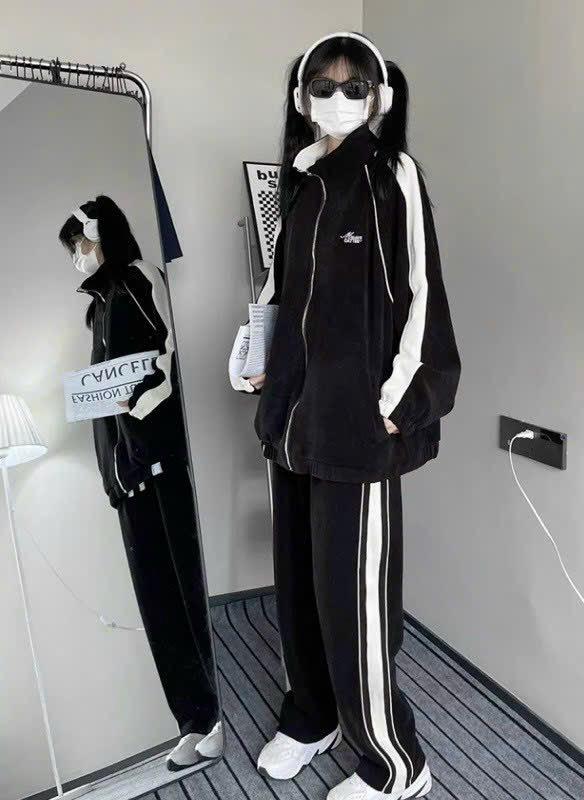 Áo khoác Dù Nam Nữ Chạy Sọc Thêu Chữ Form Rộng Cá Tính Thời Trang Siêu Đẹp HTM FASHION
