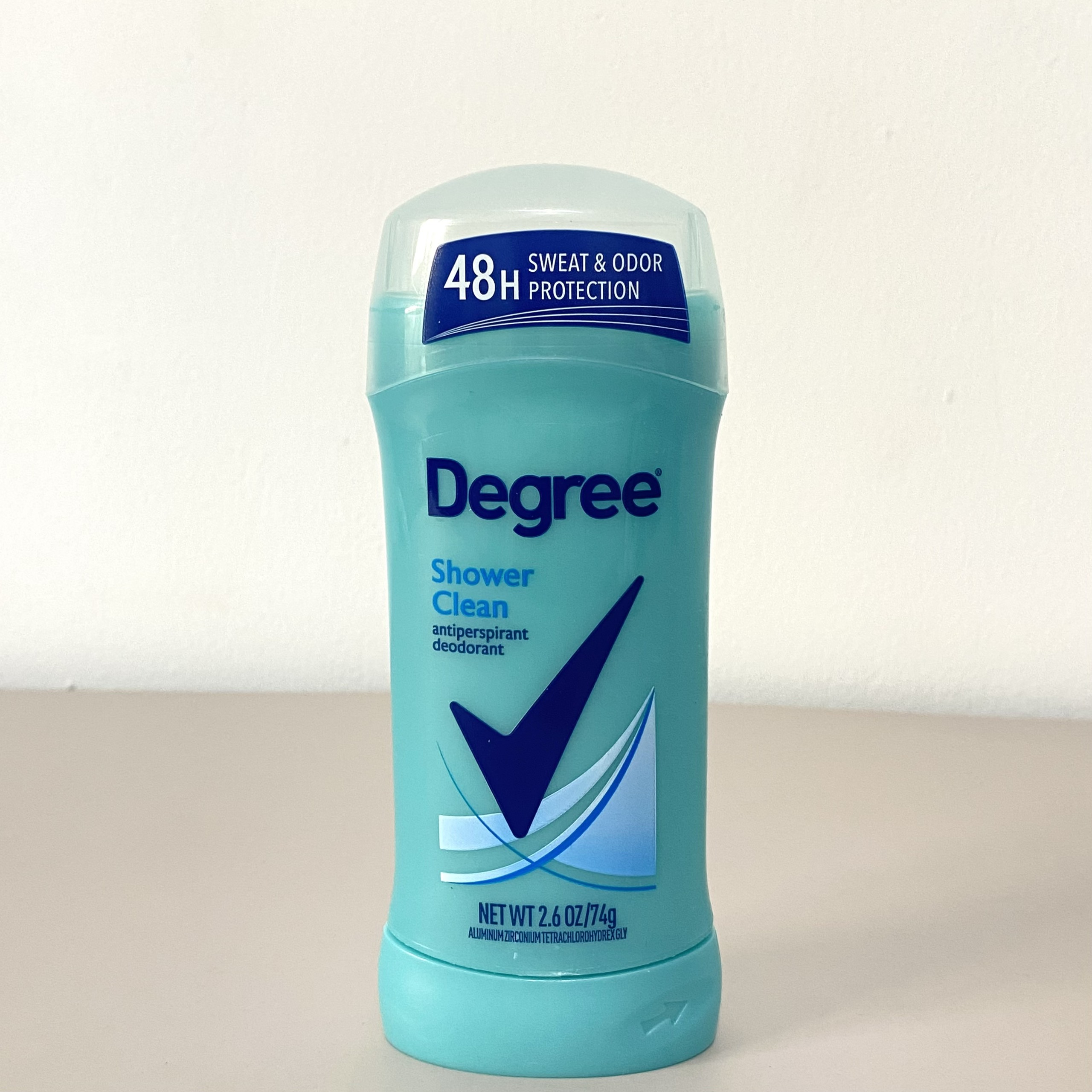 Lăn Khử Mùi Nữ Degree Shower Clean Sweat &amp; Odor Protection 74g Hàng Nhập Mỹ