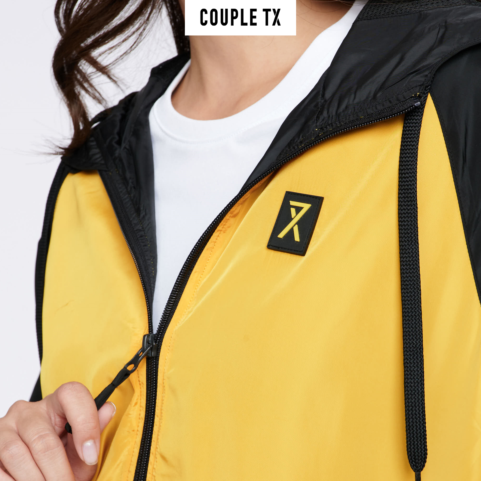 COUPLE TX - Áo Khoác Nữ Dù Raglan Phối Màu WOP 2033