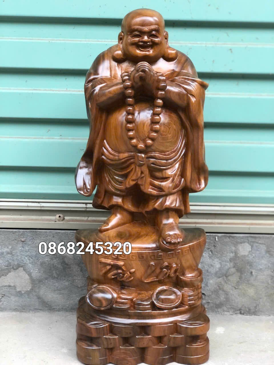 TƯỢNG PHẬT DI LẶC CHÚC PHÚC BẰNG GỖ BÁCH XANH KT CAO 60×25×13CM