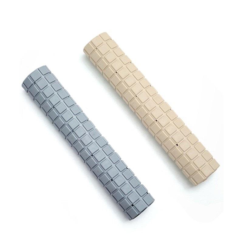 Thảm nhựa lót sàn chống trượt nhà tắm, nhà vệ sinh họa tiết ô vuông - màu giao ngẫu nhiên