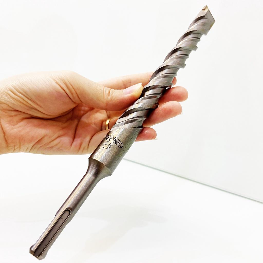 MŨI KHOAN BÊ TÔNG SDS ĐƯỜNG KÍNH PHI Ø22 DÀI 260MM XUYÊN TƯỜNG ĐẦU DẸT KYNKO MKBTXT-22260