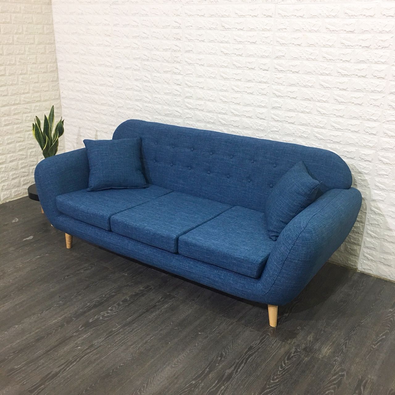 Sofa băng chung cư 1.8m (xanh)+ 2 đôn tặng 2 gối trang trí