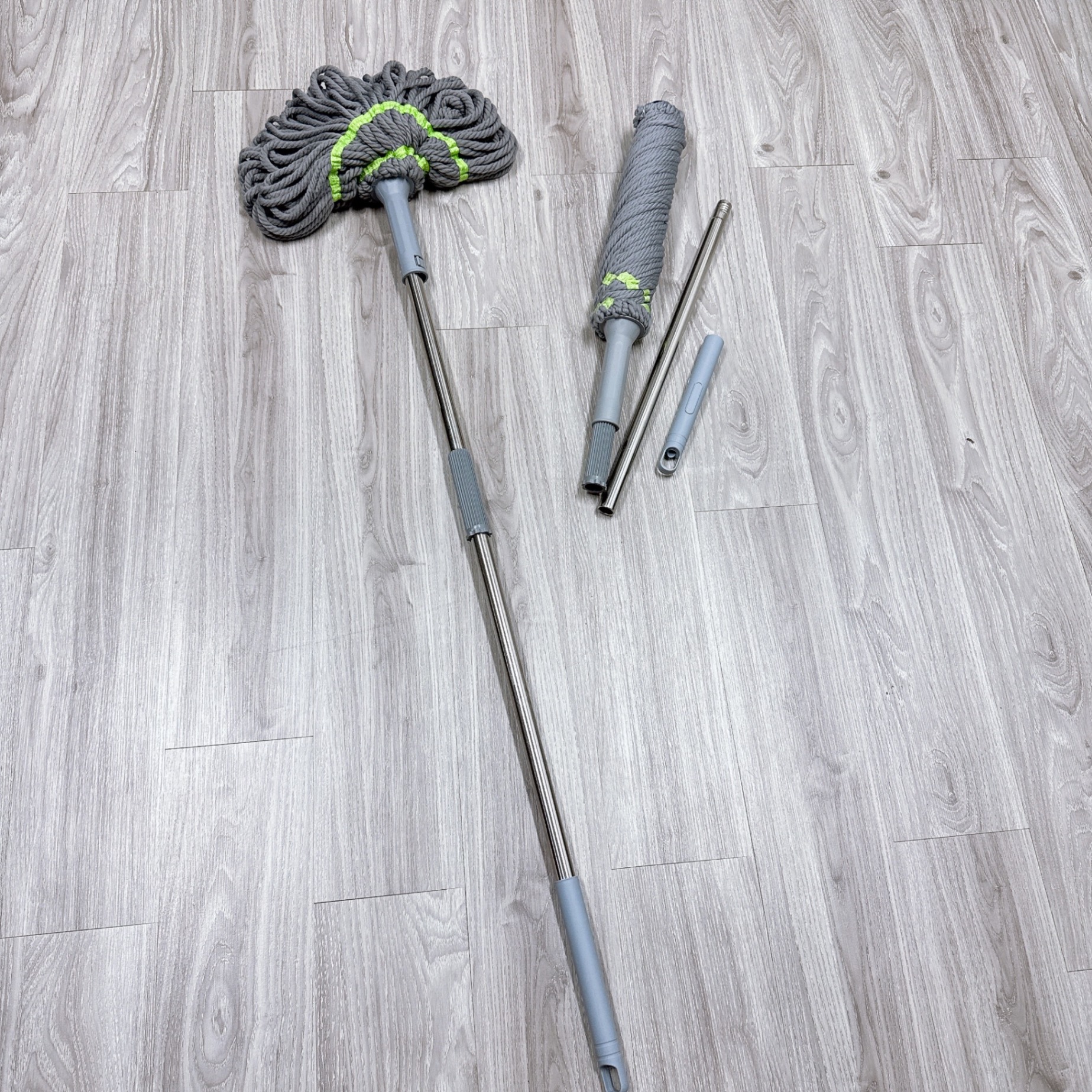 Cây Lau Nhà Vắt Tay Trợ Lực Tròn Chuyên Dụng Siêu Bền (Giao màu ngẫu nhiên)