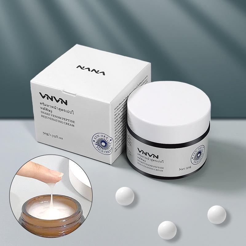Kem dưỡng ẩm sáng và mềm da VNVN Rejuvenating Cream Thái Lan 50ml