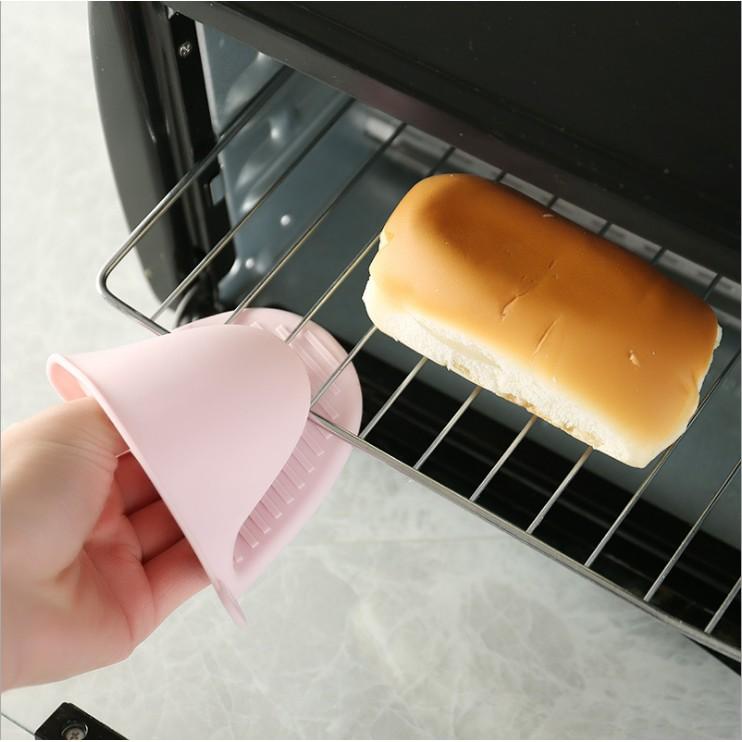 Gang tay silicon nhấc nồi chống nóng hình mỏ vịt