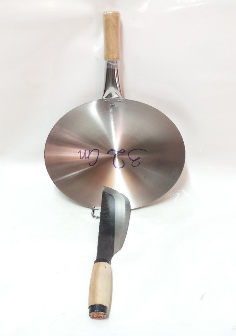 CHẢO INOX CÁN GỖ TẶNG KÈM 1 DAO PHAY.