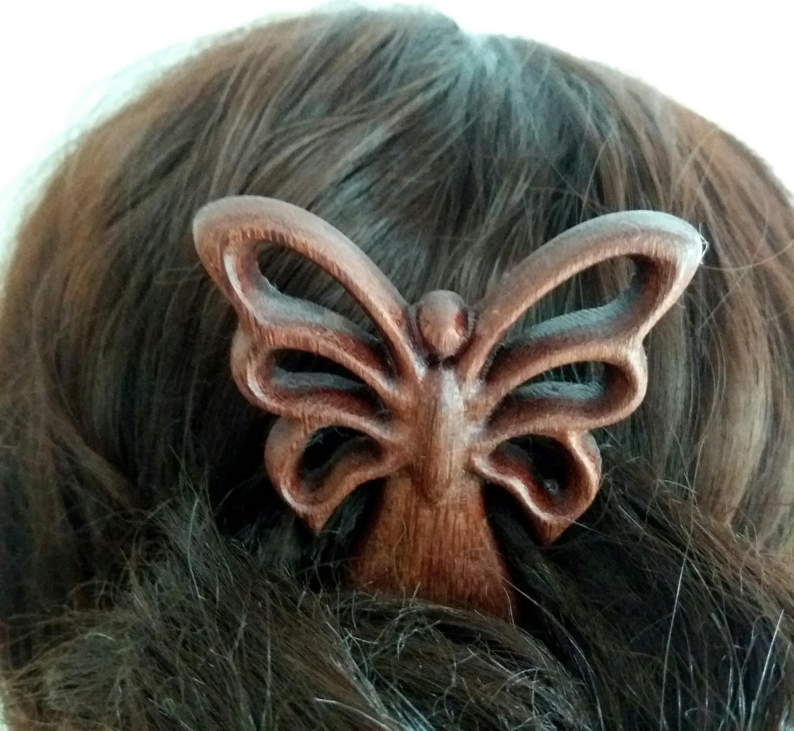 TRÂM GỖ CÀI TÓC BUTTERFLY 2