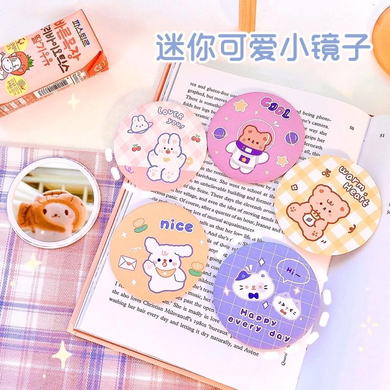 Gương Trang Điểm Cầm Tay Mini Bỏ Túi