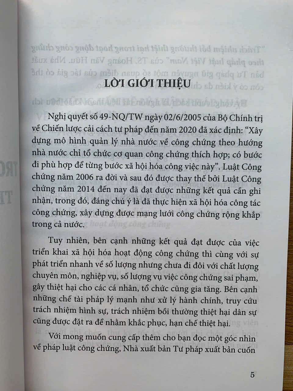 Trách nhiệm bồi thường thiệt hại trong hoạt động công chứng theo pháp luật Việt Nam