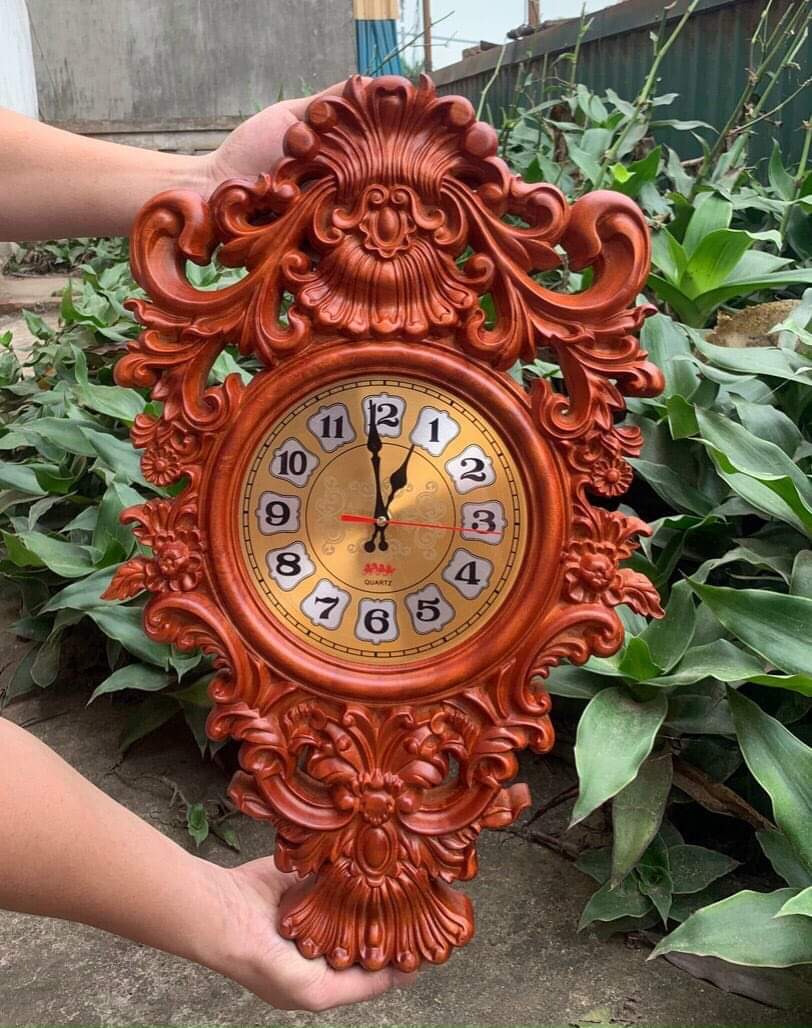 Đồng hồ gỗ, đồng hồ treo tường mẫu Hoa Lan Tây phong cách Châu Âu