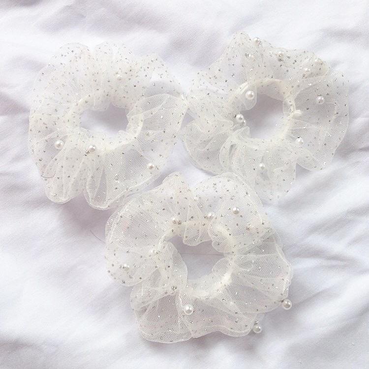 Combo 3 dây buộc tóc Scrunchies đính ngọc trai