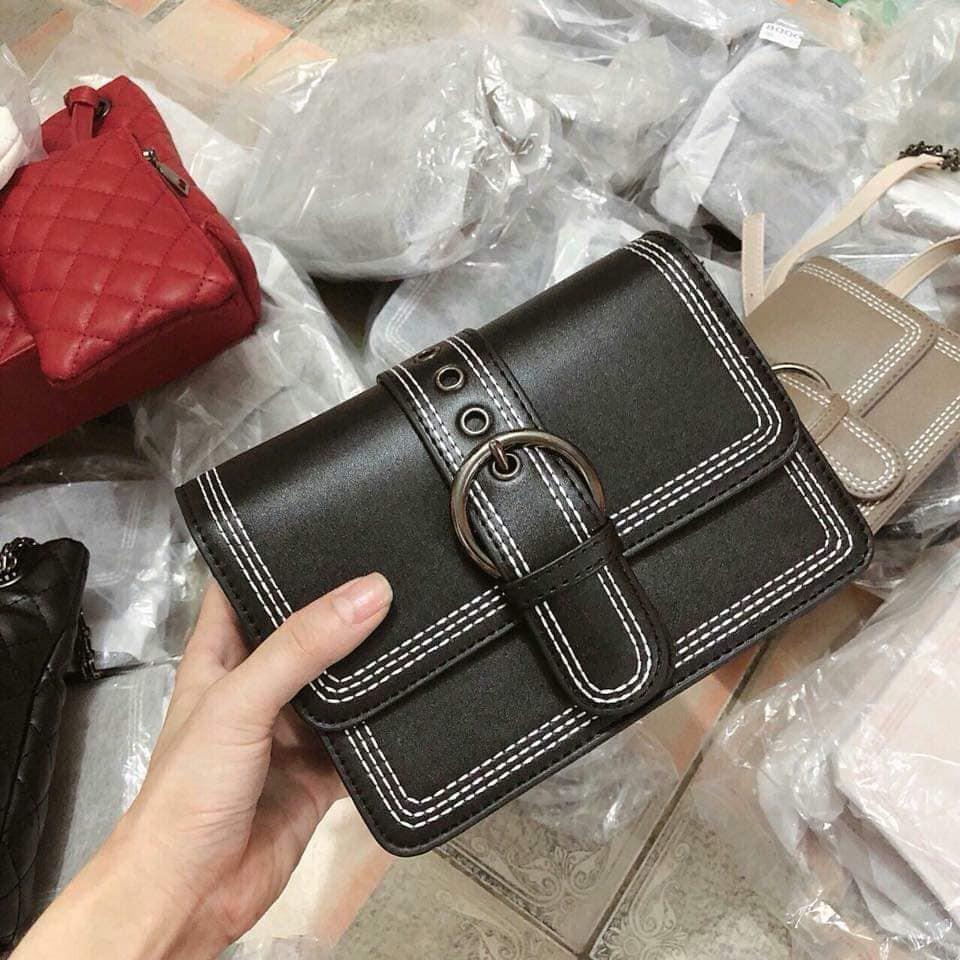 Túi khóa cài đen sữa