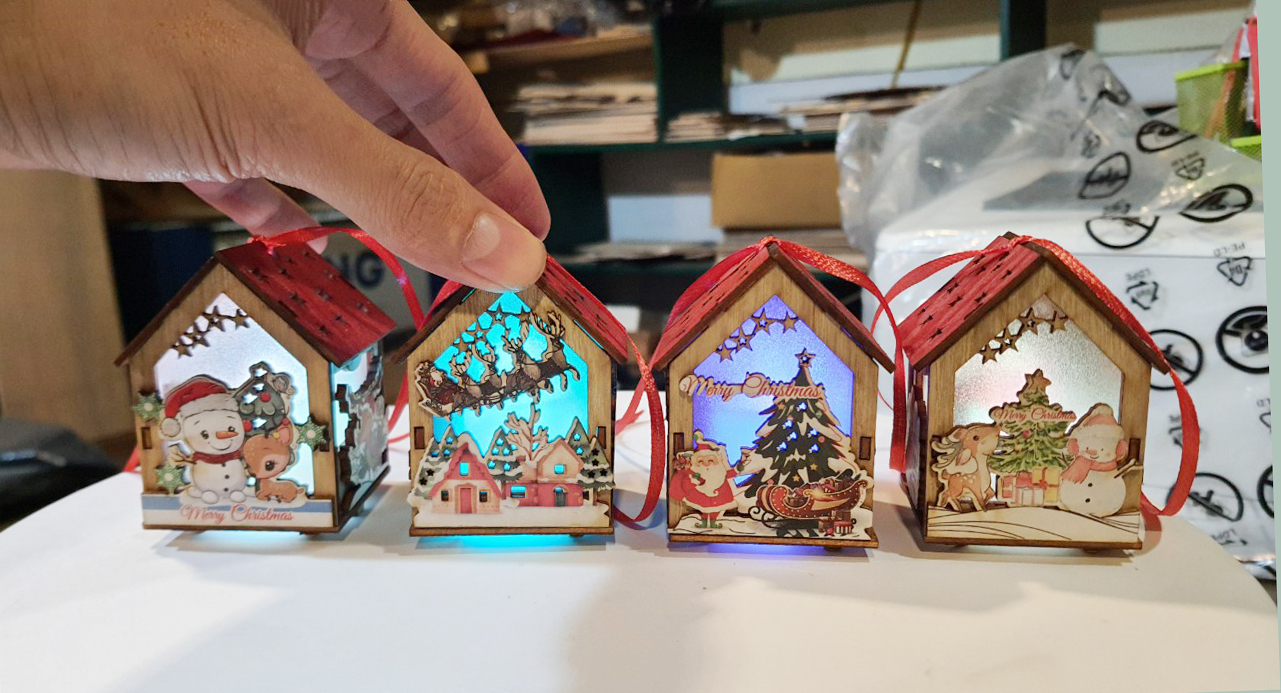 ĐÈN NOEL ĐỔI MÀU CỠ NHỎ