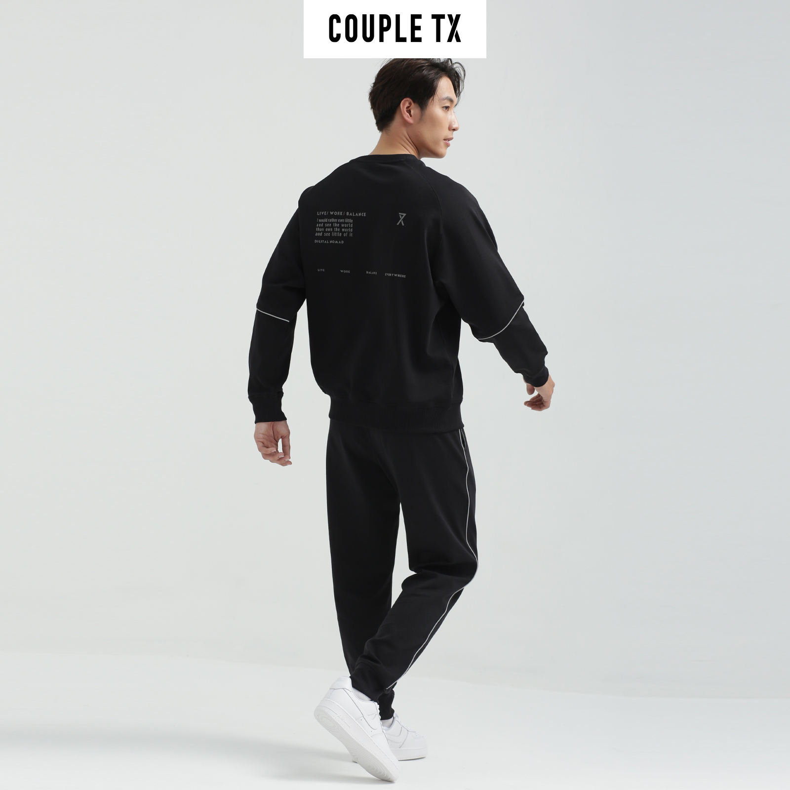 COUPLE TX - Quần Dài Nam Jogger Phối Sọc Phản Quang MPA 1004