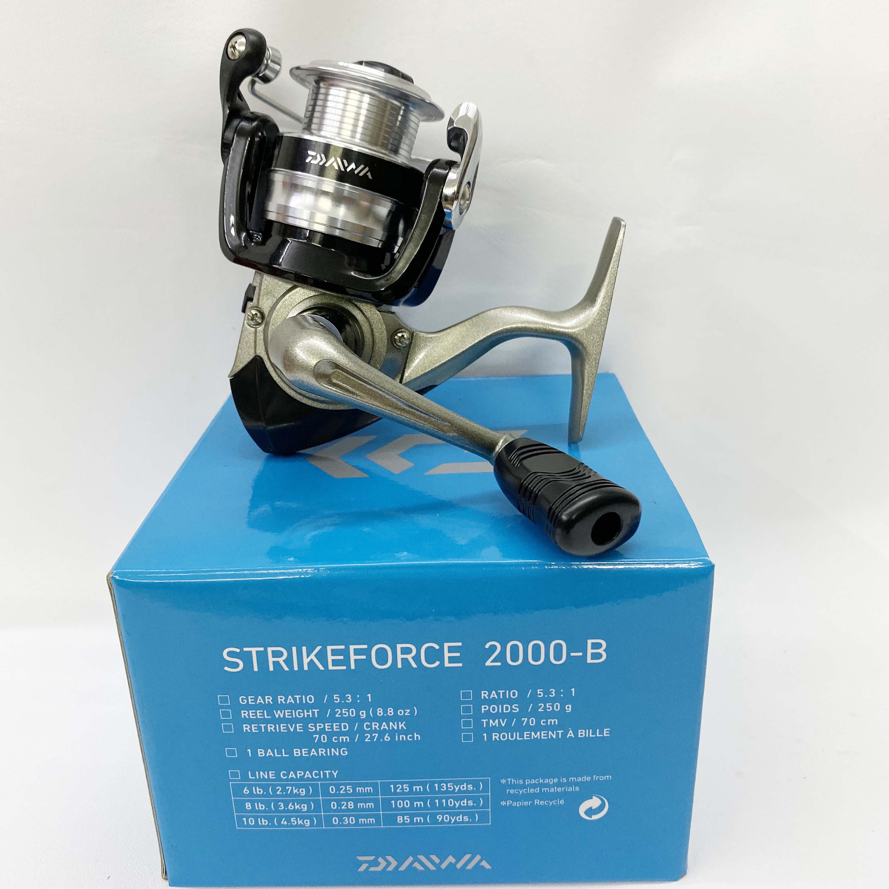 Máy câu cá Daiwa Strikeforce 2000