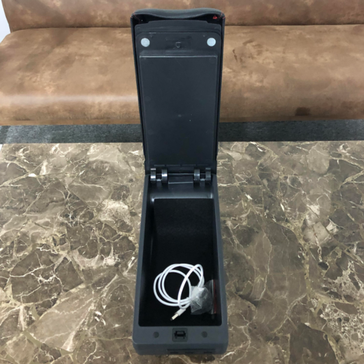 Bộ hộp tỳ tay ô tô Chevrolet Cruze và Deawoo Lacetti tích hợp 6 cổng USB - 2 màu: Đen và Be - Mã: EXPD-CRZE