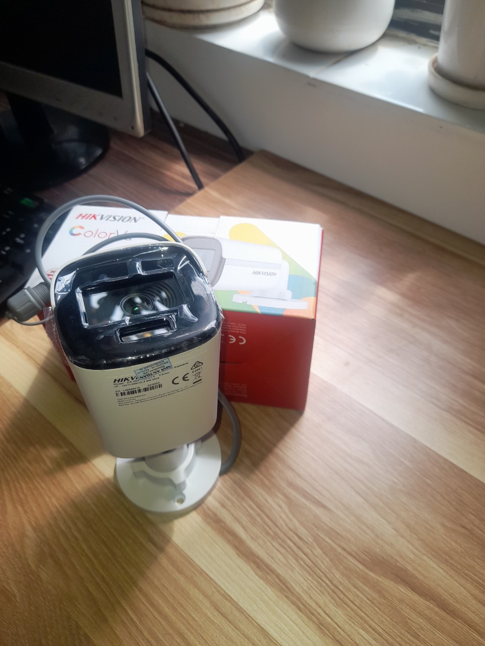Camera analog thân trụ Hikvision DS-2CE10DF0T-F, DS-2CE10DF0T-PF, DS-2CE12DF0T-F có màu ban đêm,Hỗ trợ điều kiển từ xa - Hàng Chính Hãng