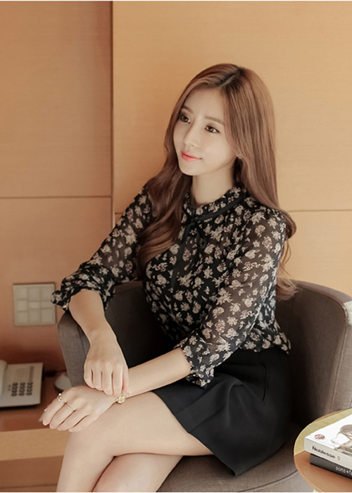 Áo Sơ Mi Nữ Kiểu Họa Tiết Hoa Xinh Xắn