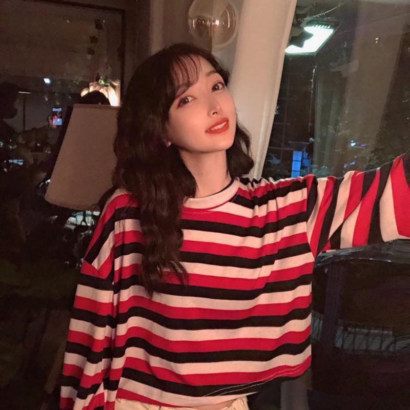 Áo thun tay dài cổ tròn hoạ tiết kẻ sọc thiết kế dáng rộng thoải mái