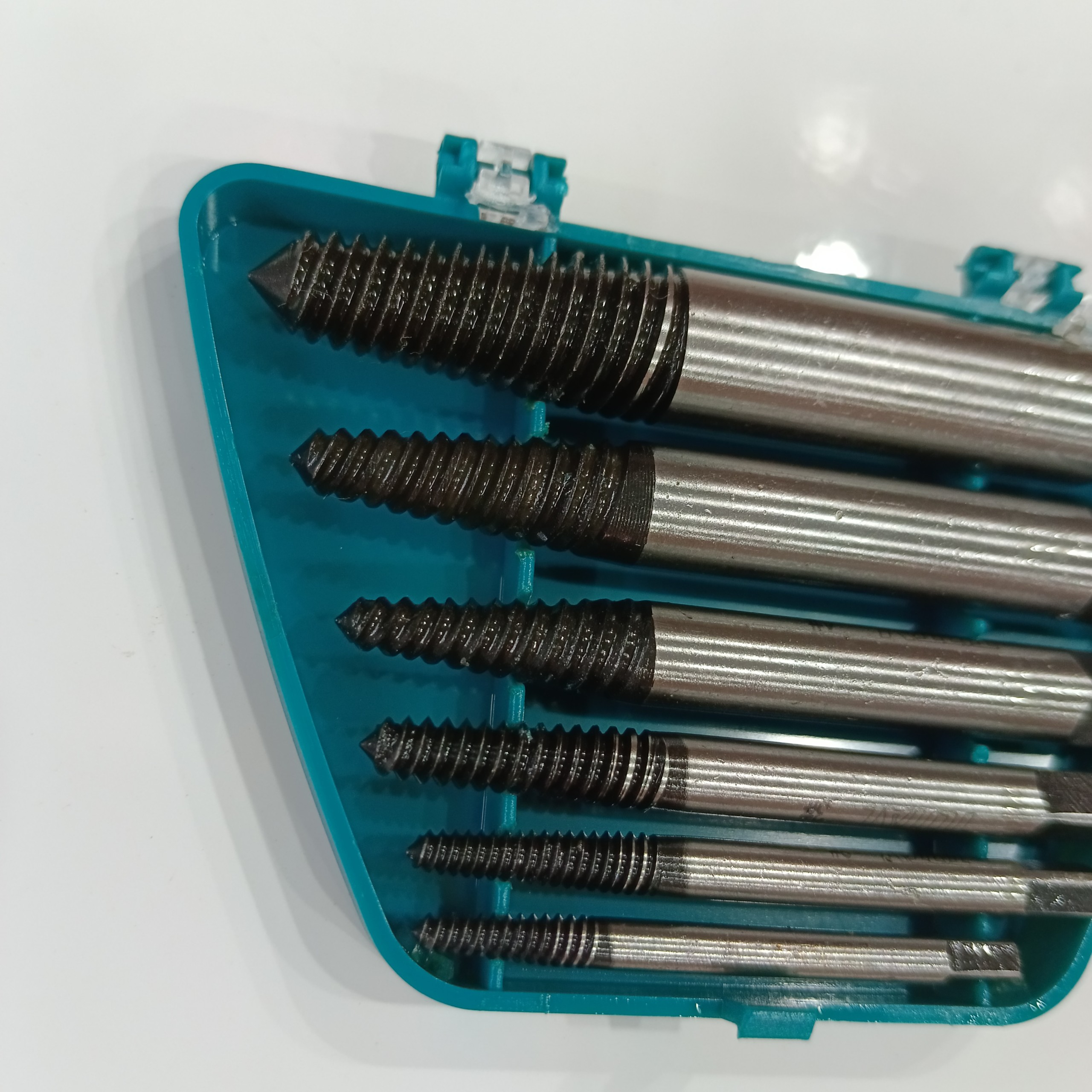 Bộ ven lấy ốc vít gãy 6 chi tiết Total TACSE0061