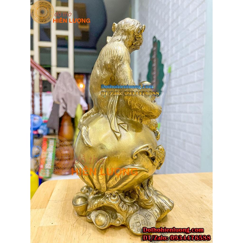 Tượng Khỉ Ngồi Trái Đào Ôm Gậy Như Ý Bằng Đồng Cao 25cm và 40cm - Tượng Đồng 12 Con Giáp