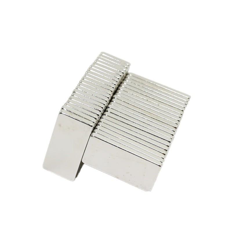 Combo , nam châm vĩnh cửu có lực từ mạnh