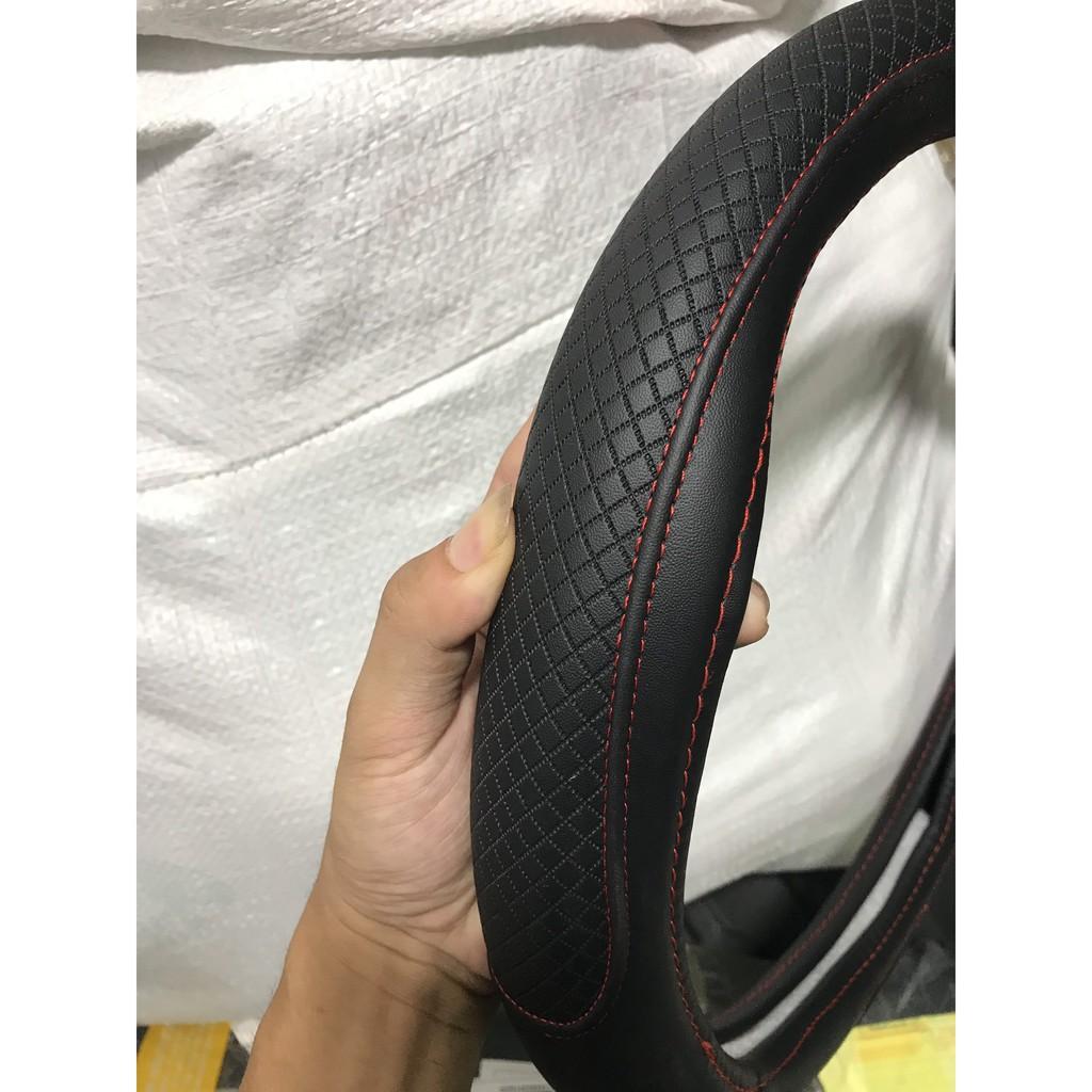 Bọc vô lăng chỉ đỏ cao cấp