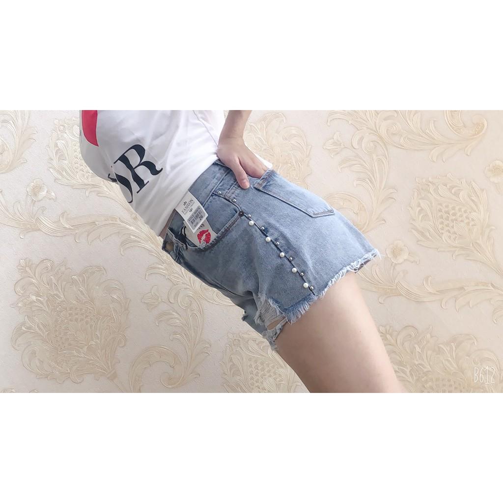 Quần short jean nữ rách kết hạt 2 bên