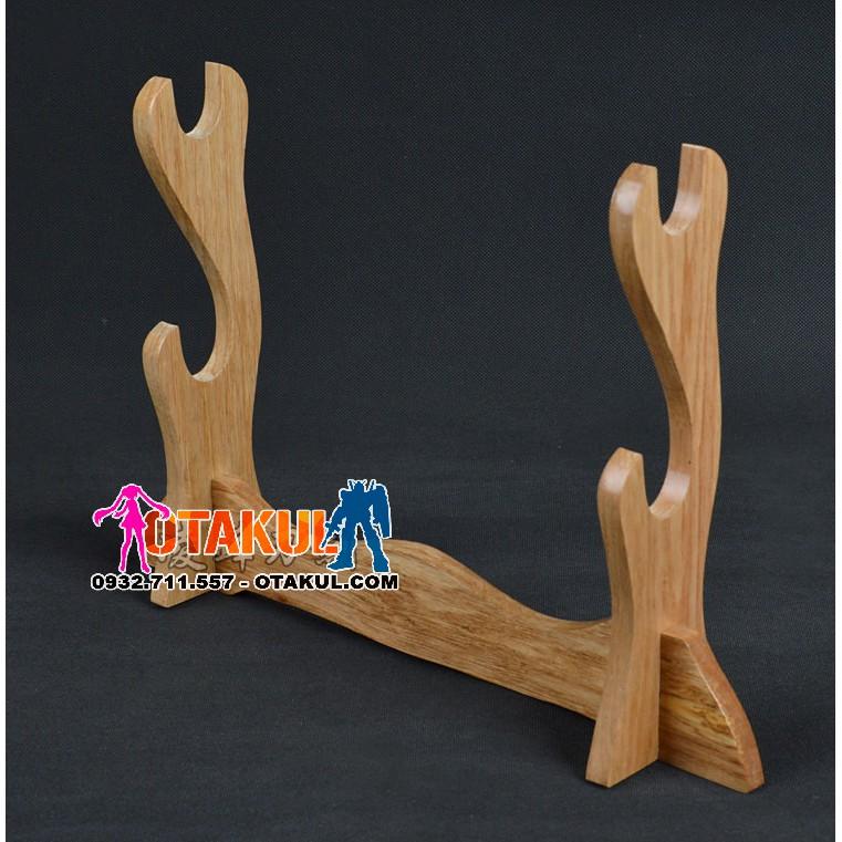 Giá Để Kiếm Gỗ Vàng từ gỗ tự nhiên bền đẹp sang trọng
