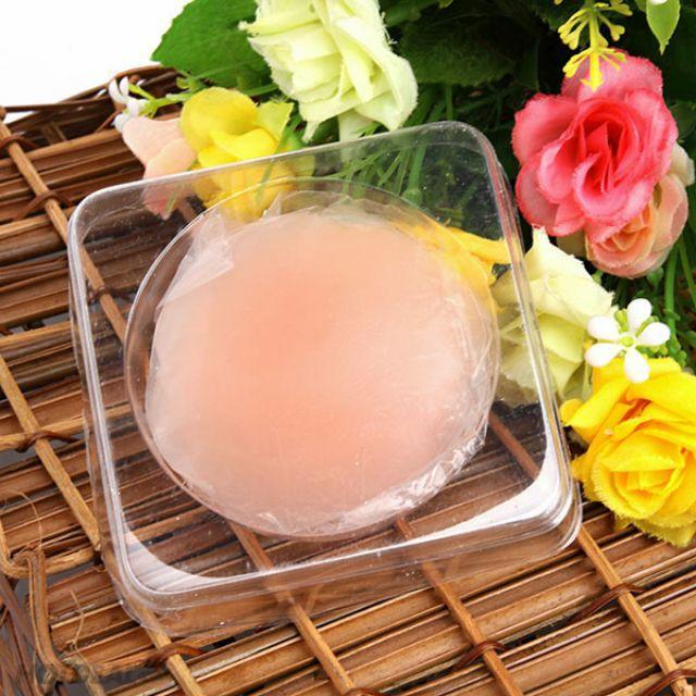 Miếng dán ngực silicon hộp đỏ siêu dính
