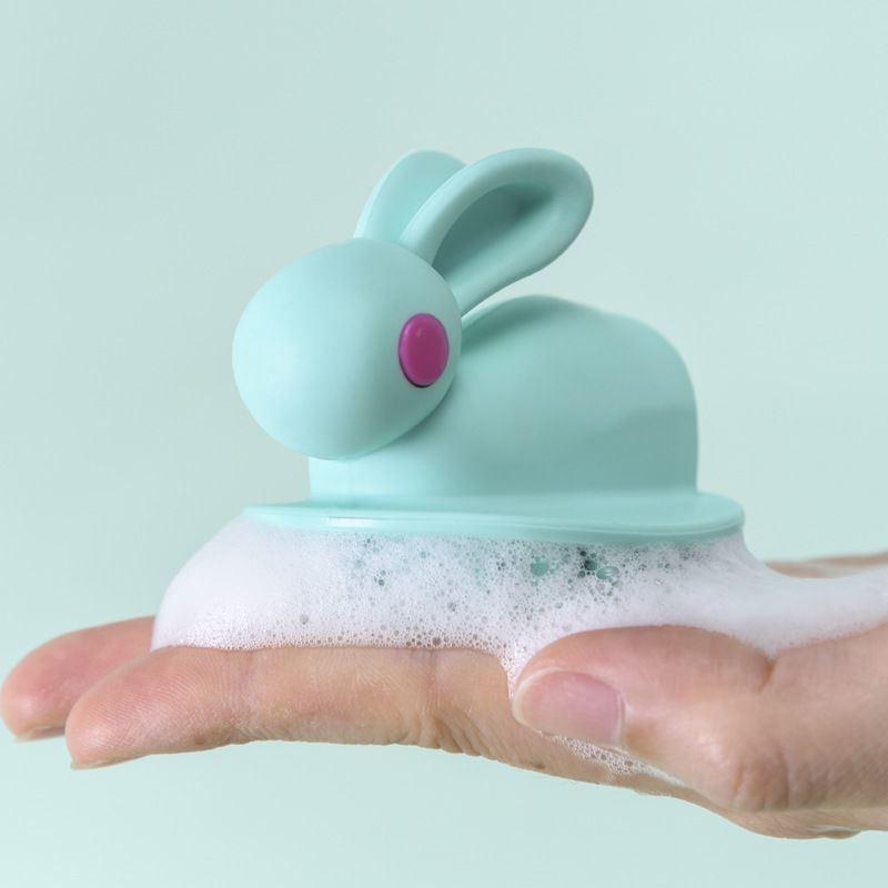 Lược gội đầu massage gai silicon hình thỏ ngộ nghĩnh