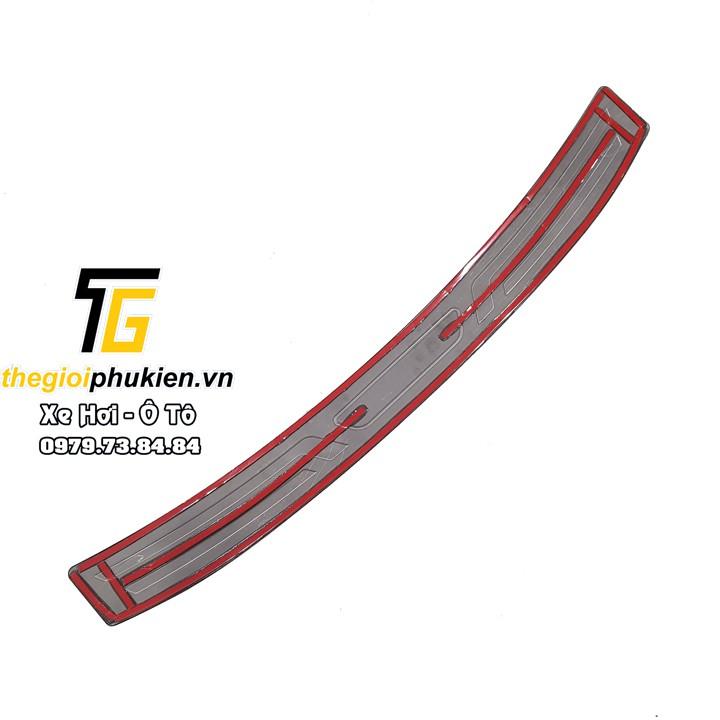 Bộ Ốp bậc cốp dành cho Hyundai Accent 2018-2020 vân Carbon