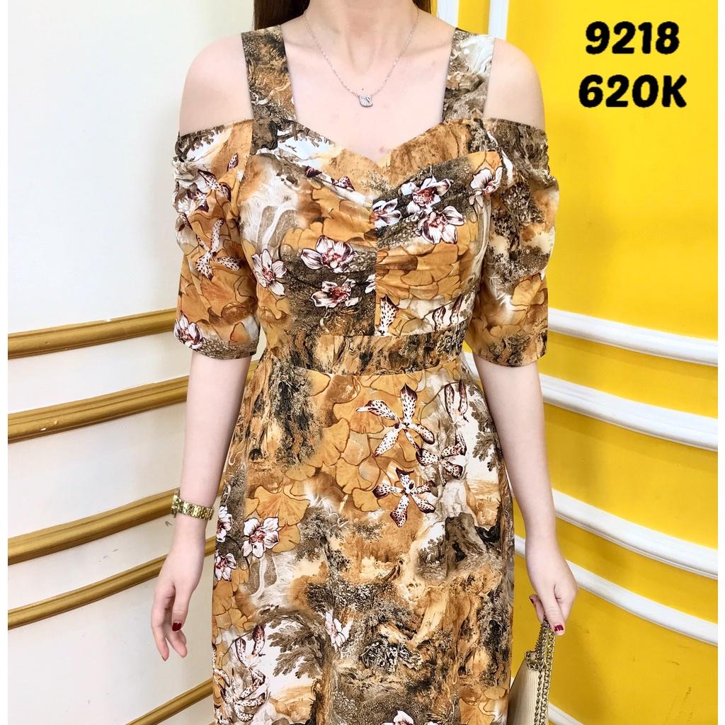 Đầm EMY EM9218 Xoè Cổ V Lụa Mịn