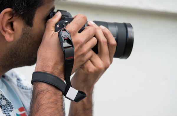 Hình ảnh Dây đeo tay Peak Design Cuff Camera Wrist Strap (Charcoal) - Hàng Chính Hãng