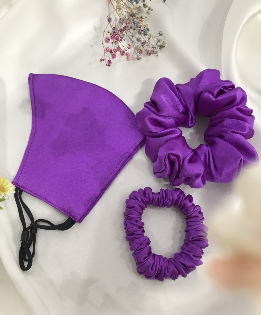 Combo Khẩu trang lụa + cột tóc lụa  bảo vệ làn da và mái tóc