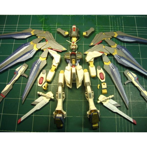 Mô hình giấy ZGMF-X20A Strike Freedom