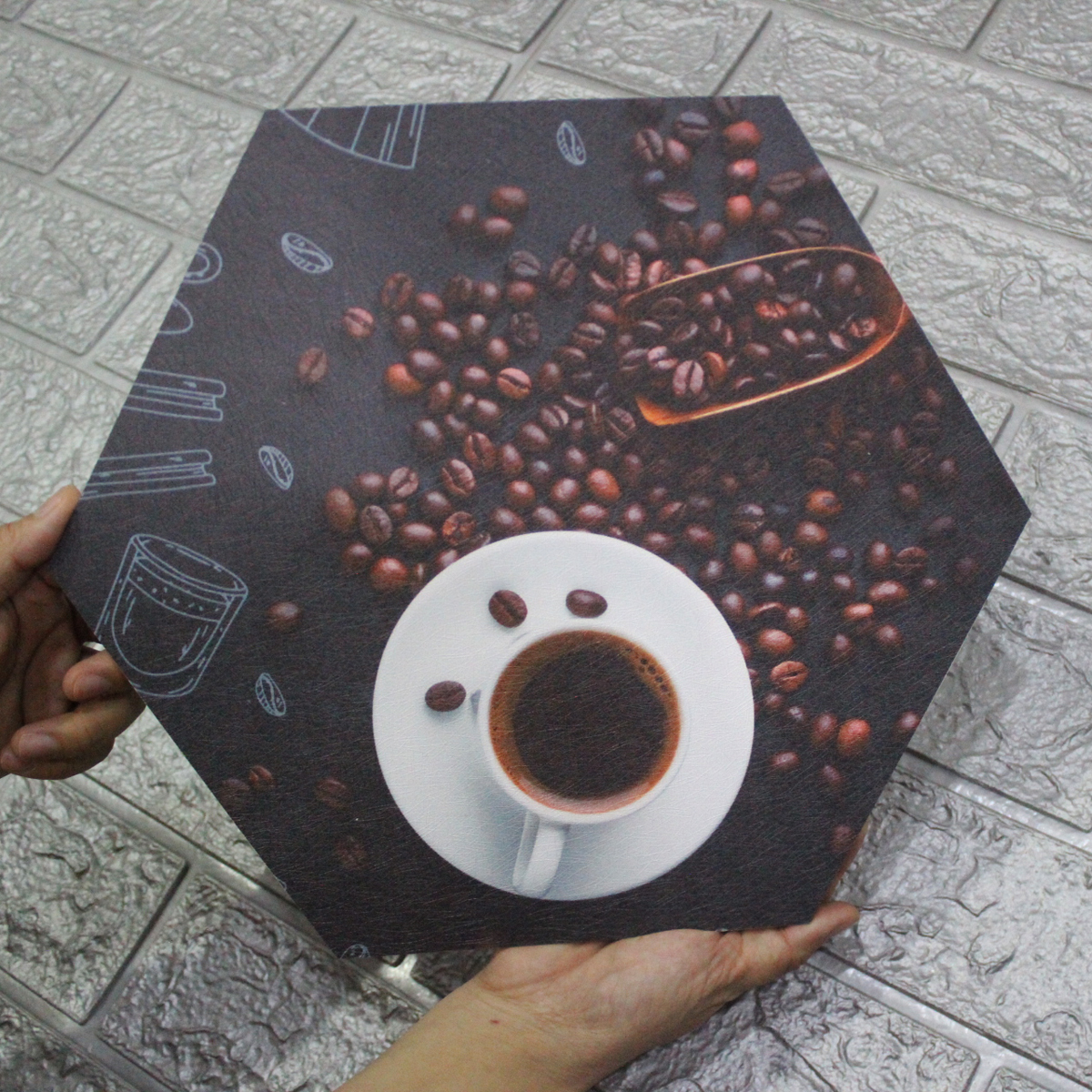 Tranh Formex 3D Nghệ Thuật Chủ đề Coffee -  Dùng Để Dán Tường, Dán Kính, Treo Tường Trang Trí, Thiết Kế, Decor quán Cafe Đẹp - Họa Tiết, Hình Vẽ Ly, Hạt Cà Phê - Chất Liệu Decal Vải Cán Trên Formex 5mm, Không Thấm Nước, Không Bay Màu