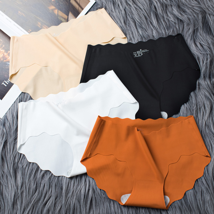 Combo 4 quần lót cotton kháng khuẩn không đường may Nhật Bản