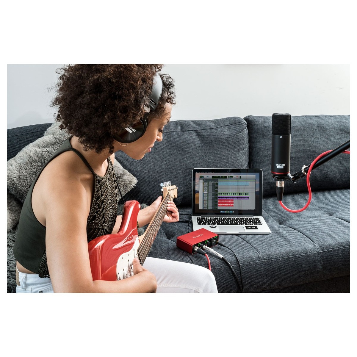 Combo Phòng Thu Cá Nhân Focusrite Scarlett Solo, 2i2 Studio (Gen 3) - Hàng Nhập Khẩu