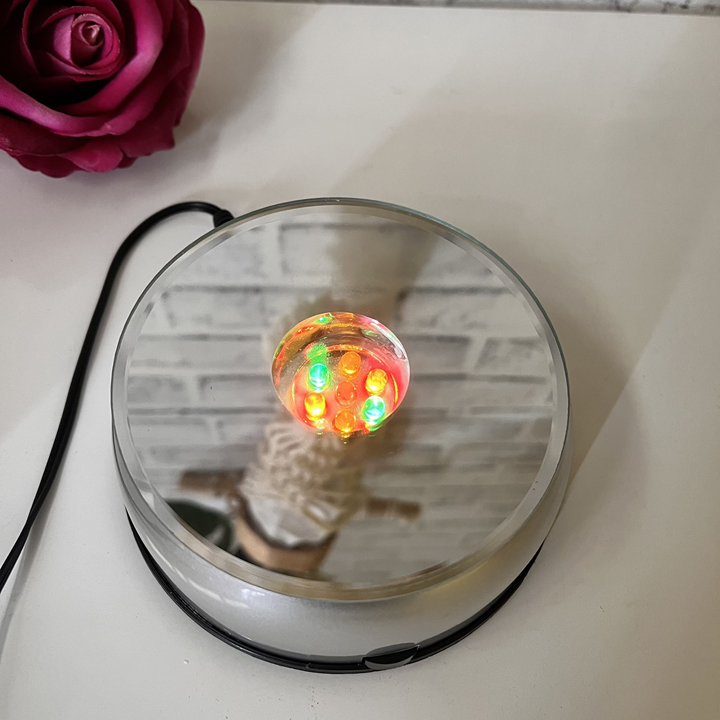Đế xoay mặt gương có đèn led chưng sản phẩm - T0324