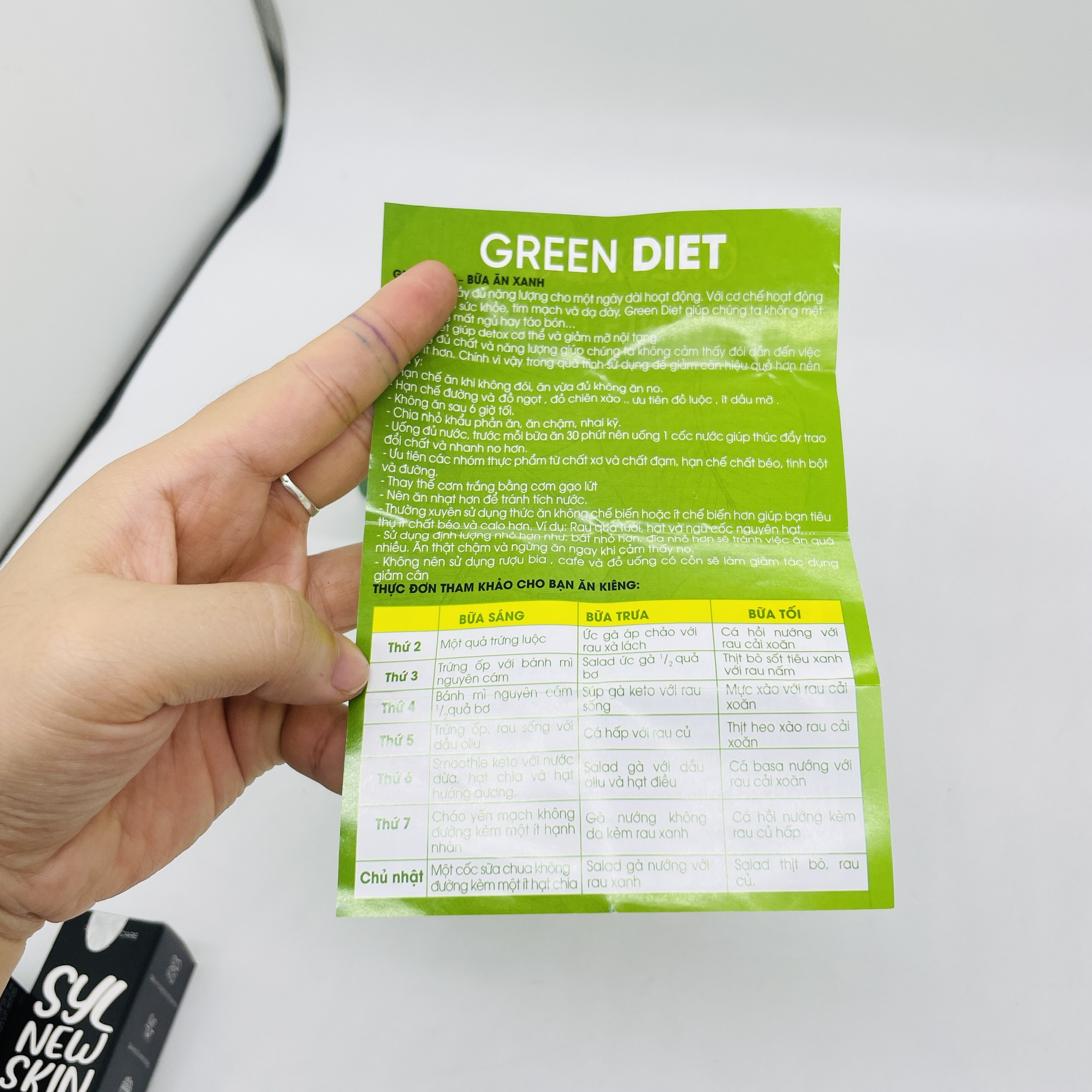 Thảo mộc hỗ trợ cải thiện cân nặng Green Diet Slimming Care X5